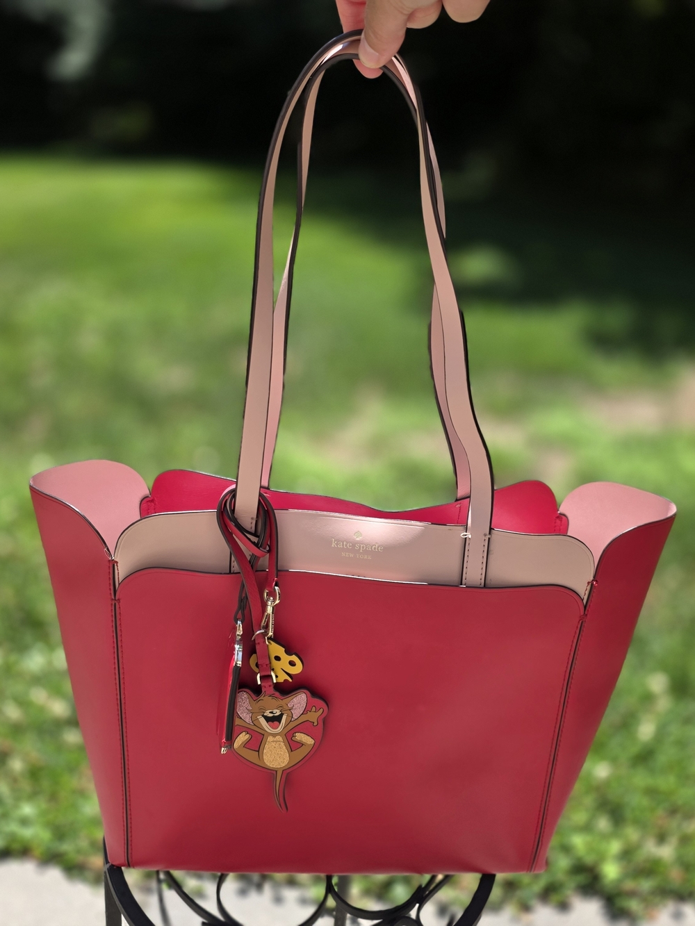 Kate Spade Magnolia Street Tote w/ Limited Edition Tom & Jerry Charm